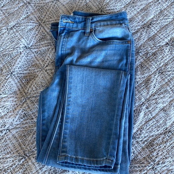 Kancan light wash jeans - Picture 3 of 3